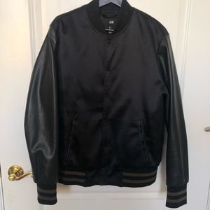 Bomber jacket